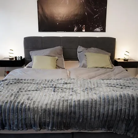 M House Do Modernes Mit Balkon & Self Check-in