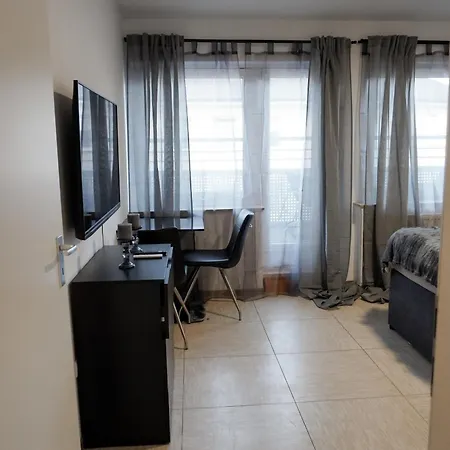 M House Do Modernes Mit Balkon & Self Check-in