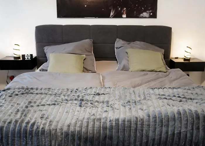 M House Do Modernes Mit Balkon & Self Check-in